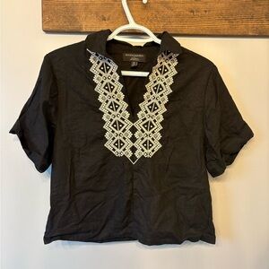 Banana Republic Black Linen Embroidered short sleeved top size XS
